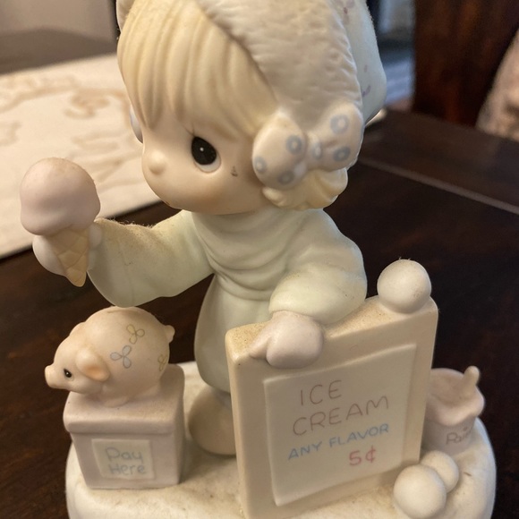 Precious Moments- Wishing You A Yummy Christmas - Picture 1 of 5